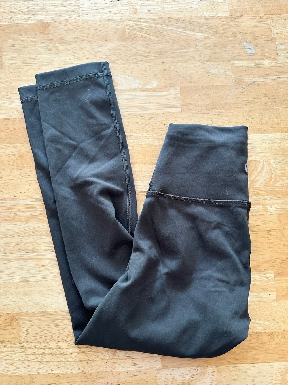 Lululemon leggings size 2